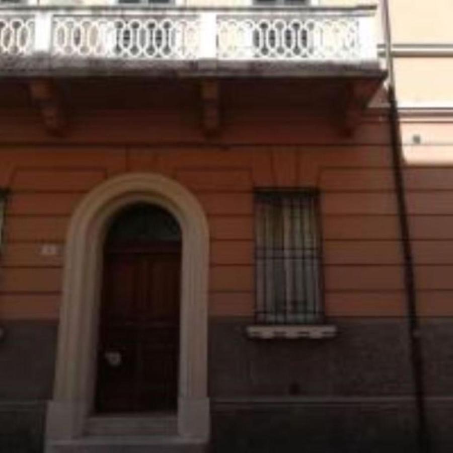 Porta Merlonia House Grazioso Monolocale Forli Exterior photo